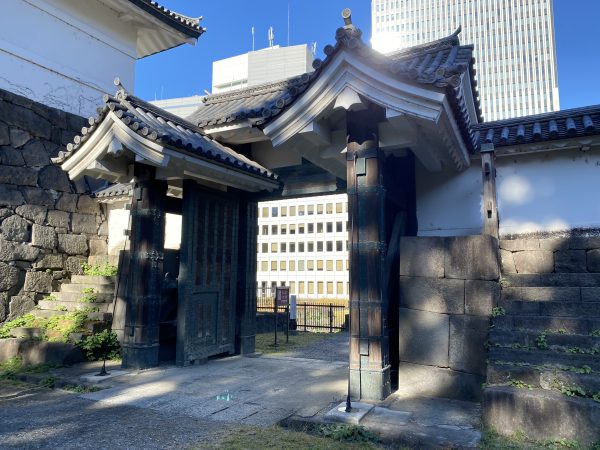 清水門・田安門（国重文）　屋根メンテナンス